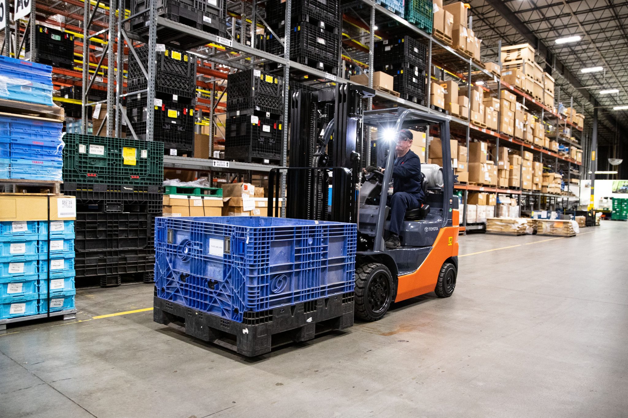 Core IC Cushion Forklift - Image 5