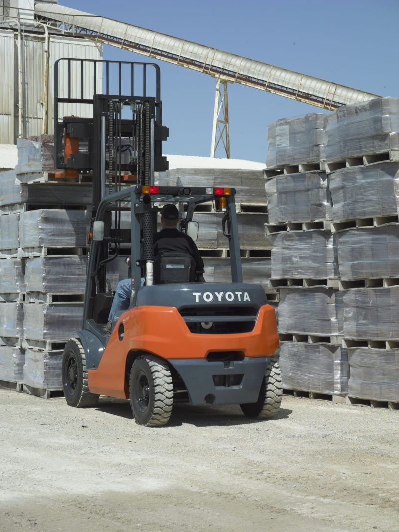 Mid IC Pneumatic Forklift - Image 5