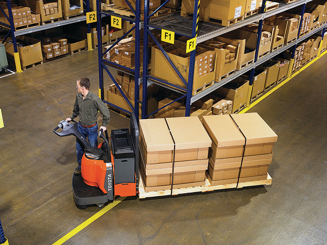 End-Controlled Rider Pallet Jack - Image 4