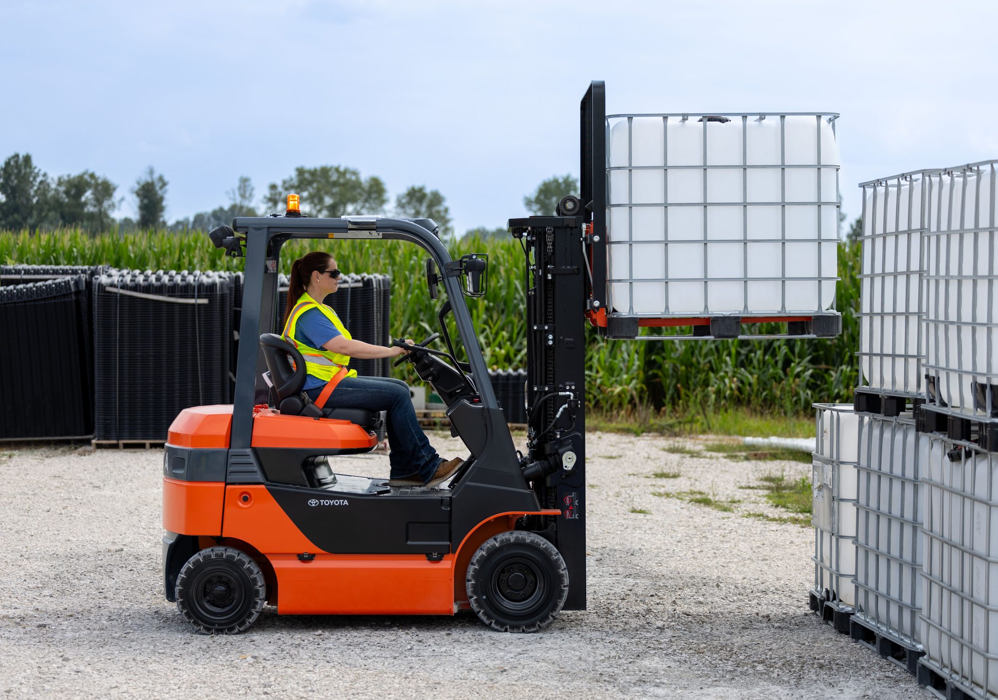48V Electric Pneumatic Forklift - Image 5