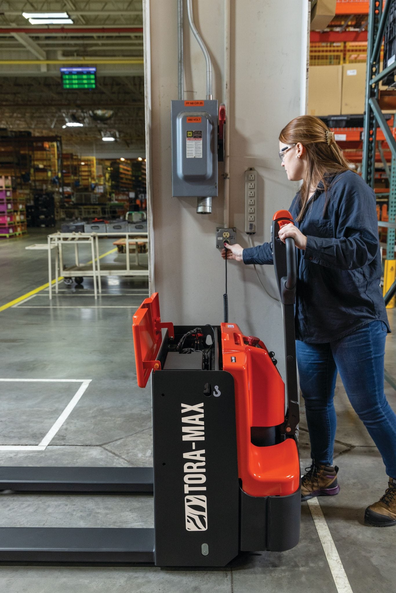 Tora-Max Electric Walkie Pallet Jack - Image 4