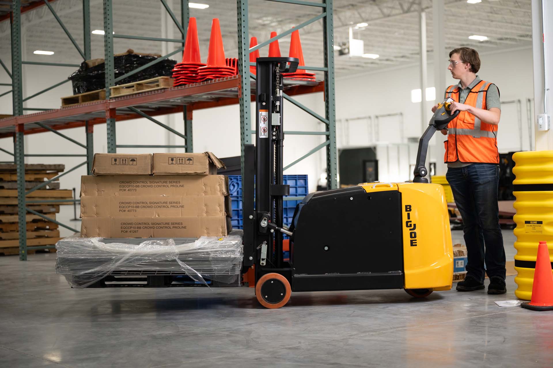 CB30/35 - Counterbalanced Walkie Stacker - Image 3